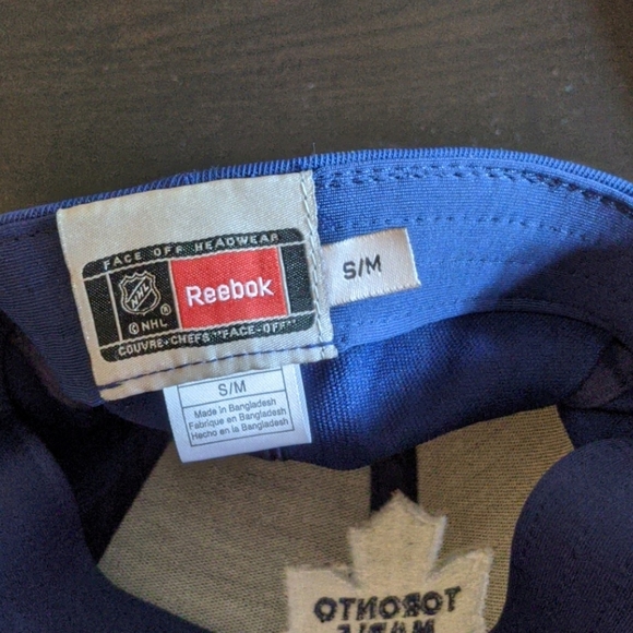 REEBOK NHL Toronto Maple Leafs Flex Fit Cap - Picture 4 of 5